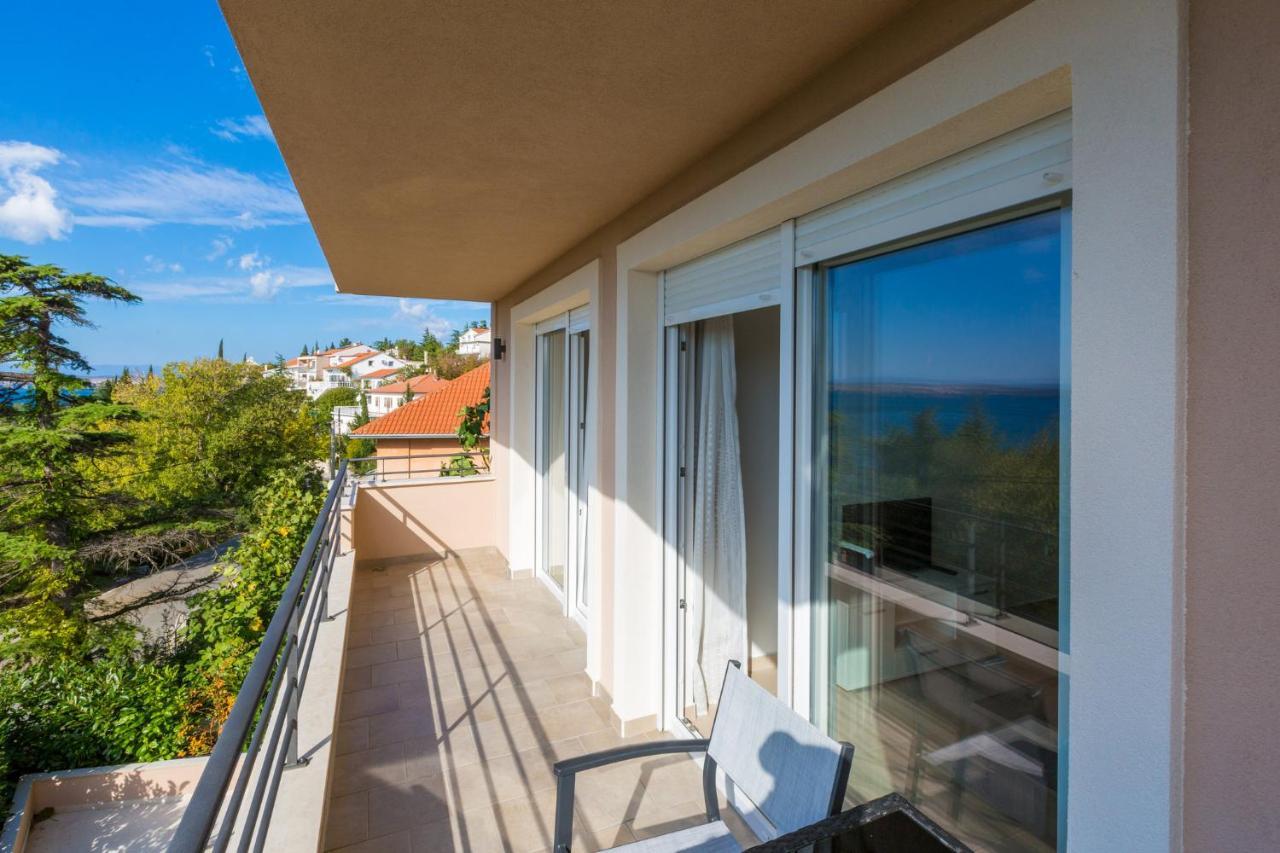 Domino Appartement Dramalj Buitenkant foto